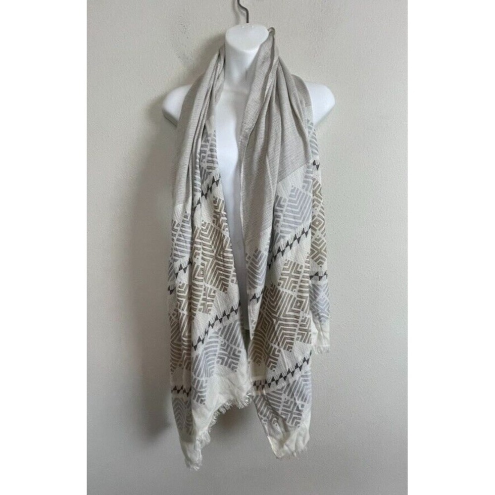 BCBGMAXAZRIA Scarf Women Neutral Coastal Boho Tribal Jacquard Viscose Wrap NWT
